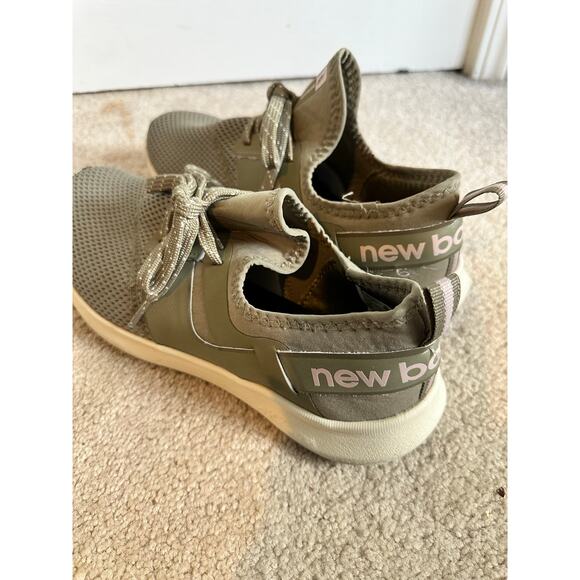 New Balance Women’s Fresh Foam Slip on Sneakers Olive Green Size 9.5 - Picture 3 of 6